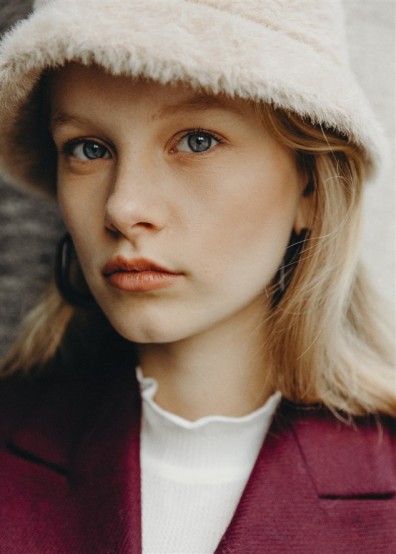 Eva W. for All  Magazine November '19